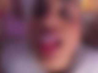 Live cam show with sheyla Hills - Normal on Latina Girls