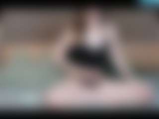 Live cam show with SunnyBrighton - Teen (18+) on Streamer API