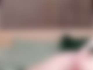 Live cam show with SunnyBrighton - Granny Brown Hair on Camiplay Live