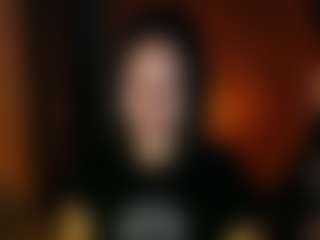 Live cam show with Amyharloww - Athletic Middle Aged on Hubzter Live