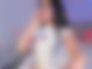 Live cam show with Curvy Corinne - Cumslut on livesexfox.com