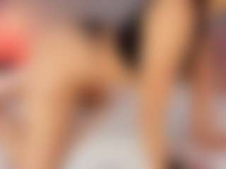 Live cam show with Curvy Corinne - Machine on Mixed Magazine Live