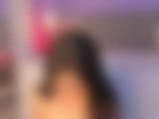 Live cam show with Curvy Corinne - Flexible on LiveSexCams6
