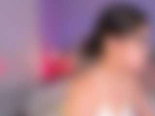 Live cam show with Curvy Corinne - Fingering on CamwithHer