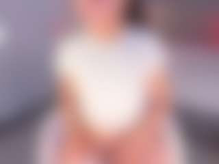 Curvy Corinne's Live Sex Cam Show