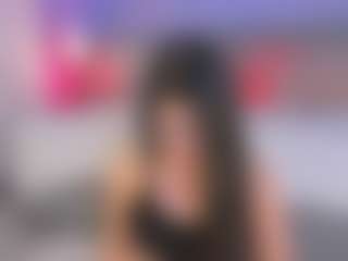 Live cam show with Curvy Corinne - Striptease Teen (18+) on Camversity