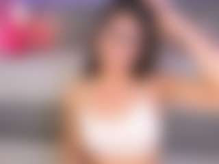 Live cam show with Curvy Corinne - Strip Brown Hair on Camsoda