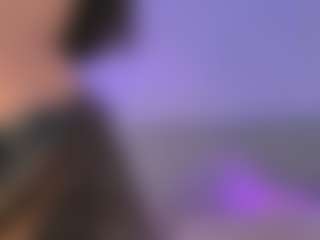 Live cam show with Curvy Corinne - Machine on StripNow