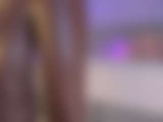 Live cam show with Curvy Corinne - Machine on nudelive.tv