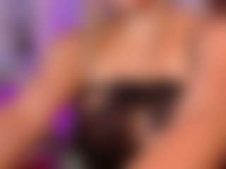 Live cam show with Karlaa_jhons - Oil on galaxygirlnitro.com