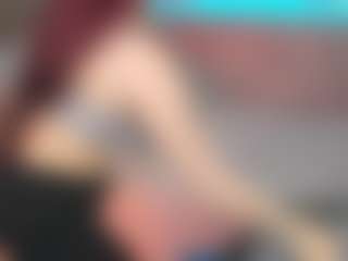 Live cam show with LilyMoonlight - Boots on Milfs Live