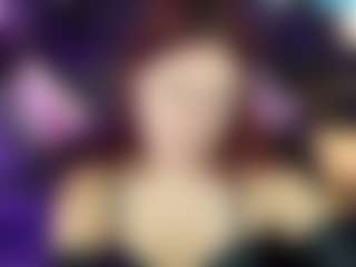 Live cam show with LilyMoonlight - Nails on Mixed Magazine Live