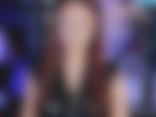 Live cam show with LilyMoonlight - Goth on Mixed Magazine Live