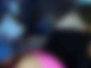 Live cam show with LilyMoonlight - Highheels on SmokeAndPoke