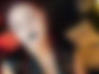 Live cam show with LilyMoonlight - Altgirl on TeamSkeetLive