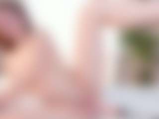 Live cam show with NaomiSunset - Thin on SpankPalCams
