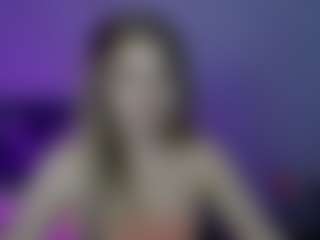 Live cam show with lilyWilliamss - Body Massage on Free Soda