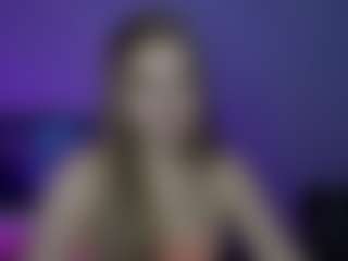 Live cam show with lilyWilliamss - Body Massage on Camsoda