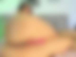 MilliMattell's Live Sex Cam Show