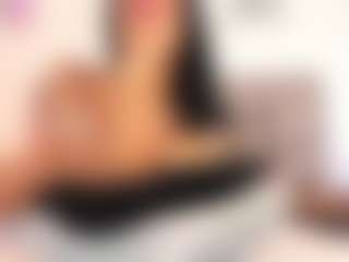 Live cam show with MilliMattell - MILF on studioflirtlive.com