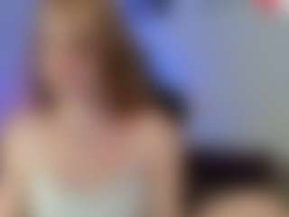Live cam show with Piinkpandora - Genital Piercings on Cam Slut