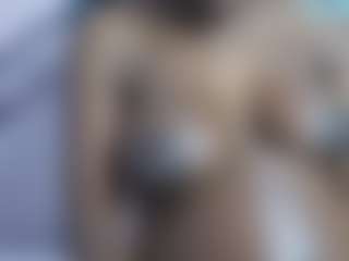 sweet-razzy's Live Sex Cam Show
