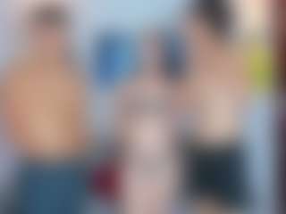 Live cam show with pink-diamont - Small Ass on livesuperchat.net