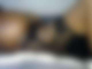 Live cam show with thickpetite - Fingerass on CamClone