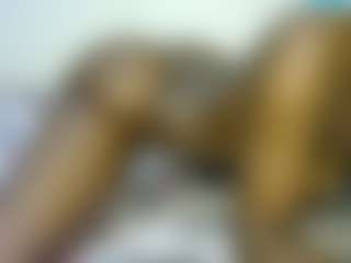 thickpetite's Live Sex Cam Show