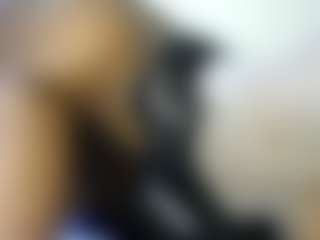 Live cam show with thickpetite - Petite on AdultVida.com