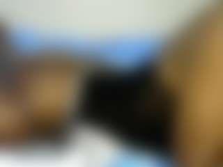 Live cam show with thickpetite - Fingerass on CamClone