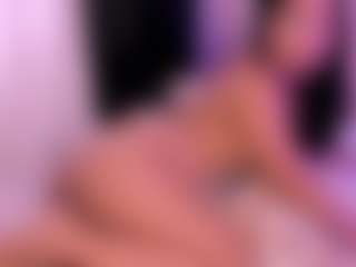 Live cam show with Mia-Gothzx - Solo on pussylord.com