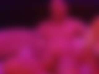 monique2q's Live Sex Cam Show