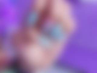 Live cam show with AlliciaKim18 - Moaning on Cam Slut