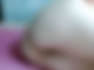 Live cam show with cualquieradulce20 - Fishnets on Dolls Live