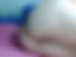 Live cam show with cualquieradulce20 - Fishnets on Dare Cams