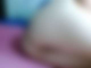 Live cam show with cualquieradulce20 - Fishnets on live18s.com