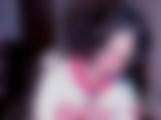 Live cam show with Frida Lassi - Squirt on Instabang