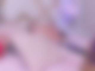 Live cam show with Meredith Rose - Bedroom on Camsoda