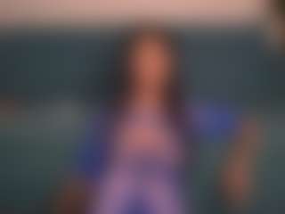Live cam show with SinfulStar - English on chickslive.net
