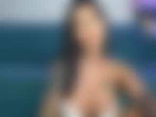 Live cam show with SinfulStar - Fake Tits on Camiplay Live