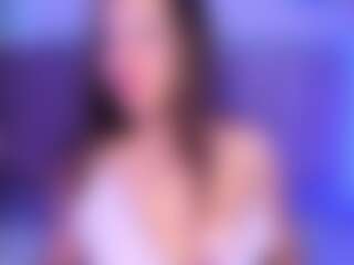 Show in cam erotica live di Renata-Turner