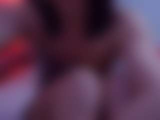 Live cam show with SophieeRain - Moaning on Camsoda
