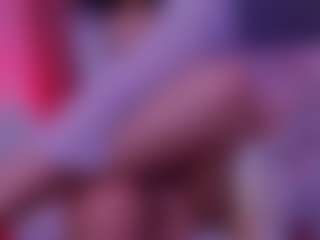 Live cam show with SophieeRain - Tease Brown Hair on instabang
