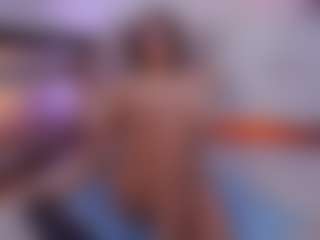 SophieeRain's Live Sex Cam Show