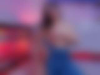 SophieeRain's Live Sex Cam Show