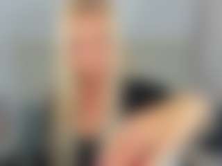Live cam show with KristyMiss - Cooking on hrnylive.com