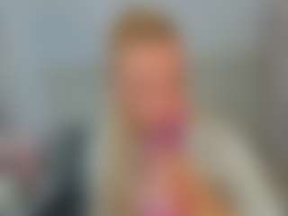 Live-camshow met KristyMiss - Average op Camsoda