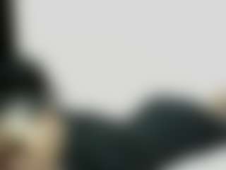 Live cam show with sweetbony - Ebony Petite on Dolls Live