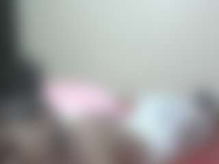 Live cam show with sweetbony - Ebony Petite on AdultVida.com